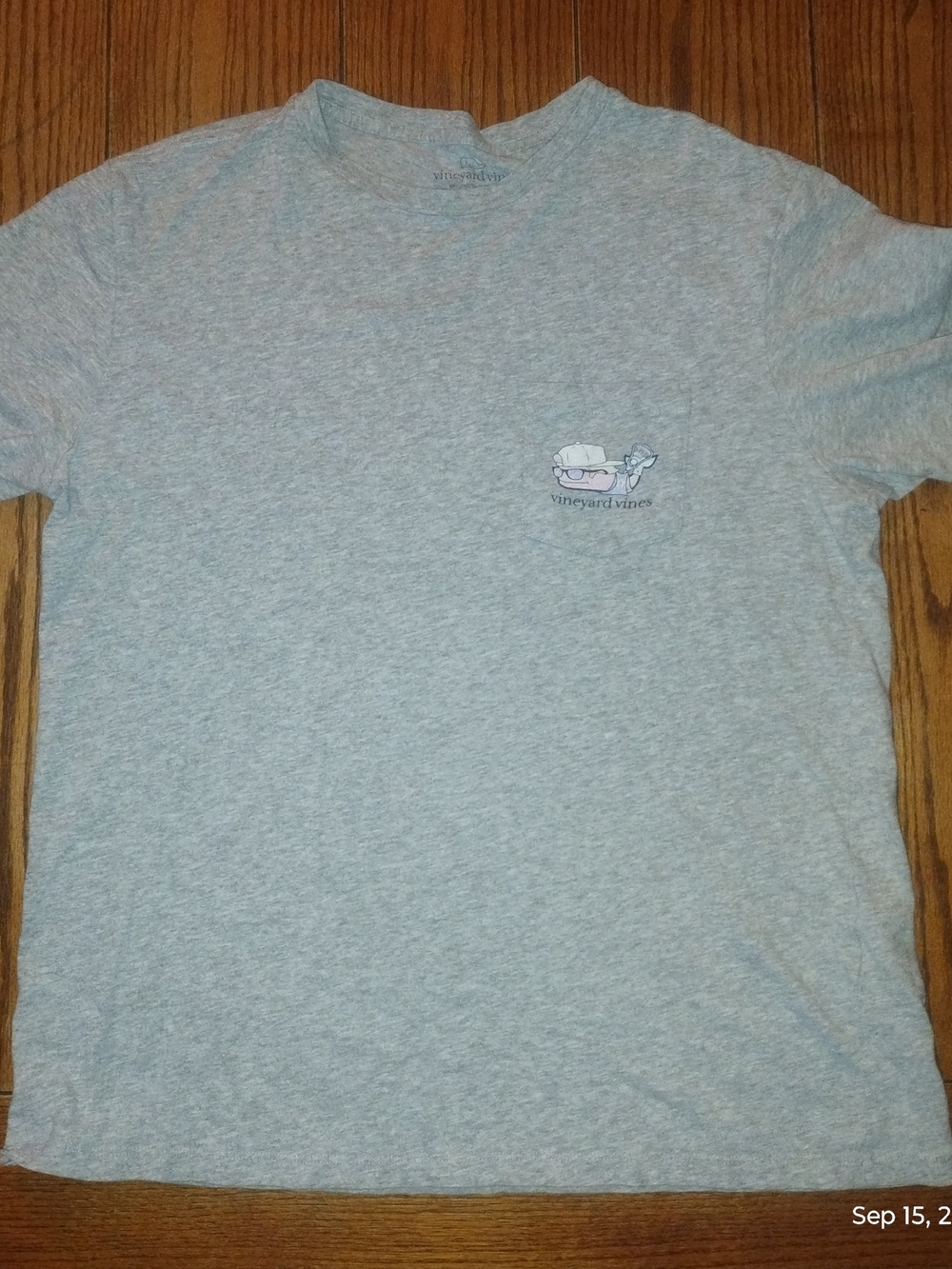 Vineyard Vines Men’s Medium Lacrosse Whale Gray Pocket T-Shirt
